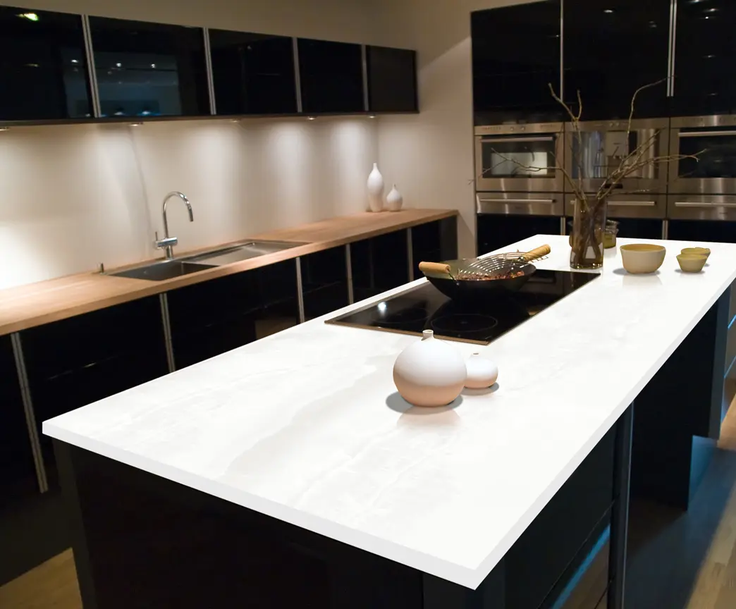 onyx-white-estestone-boyutlar-800mm-3200mm-kalınlık-15mm-yüzey-mat-glossy-porselen-plakalar-kuvars-plakalar-onyx-koleksiyon-porselen-mutfak-tezgahı-kuvars-mutfak-tezgahı-porselen-banyo-tezgahı-kuvars-banyo-tezgahı-mimari-proje-görseli